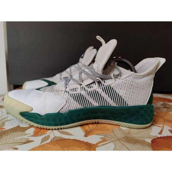 Adidas Pro Boost low Men's Basketball Shoes Size 7.5 - Picture 2 of 7